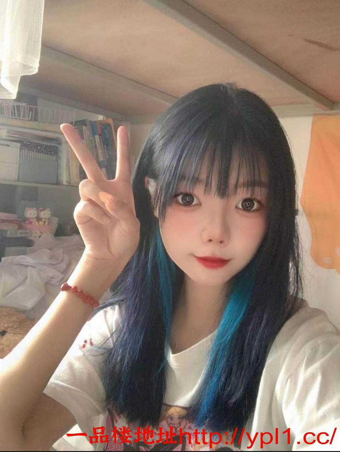 职业学院妹子清纯反差萌妹短期下海