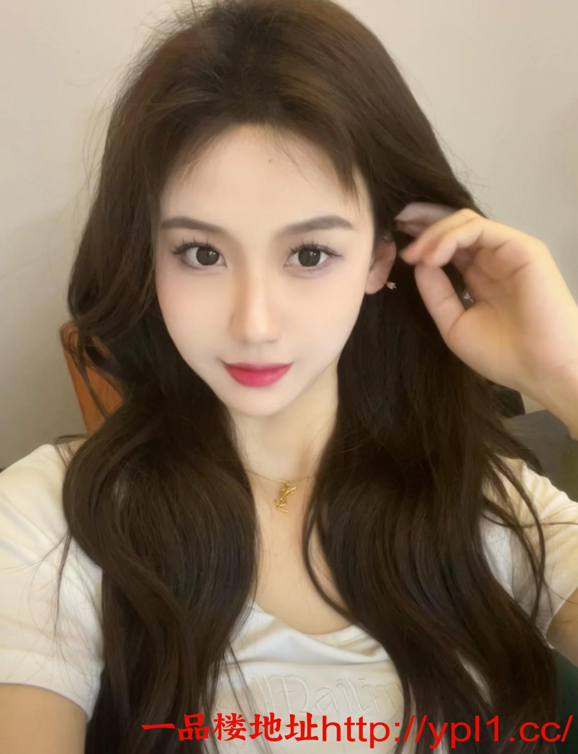 制服黑丝诱惑骚姐姐