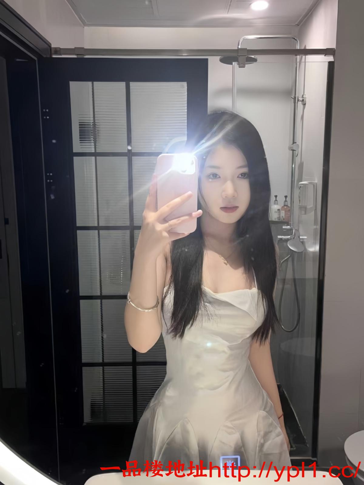 雨花台区嫩妹极致诱惑身材