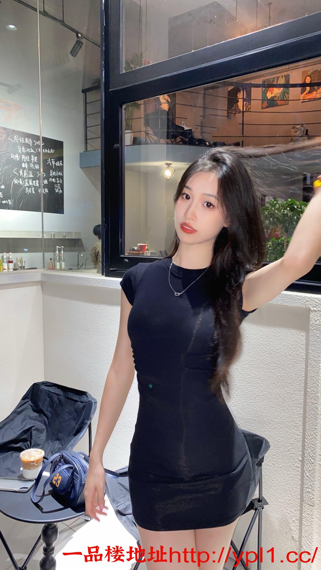 市性感长腿骚女服务很到位