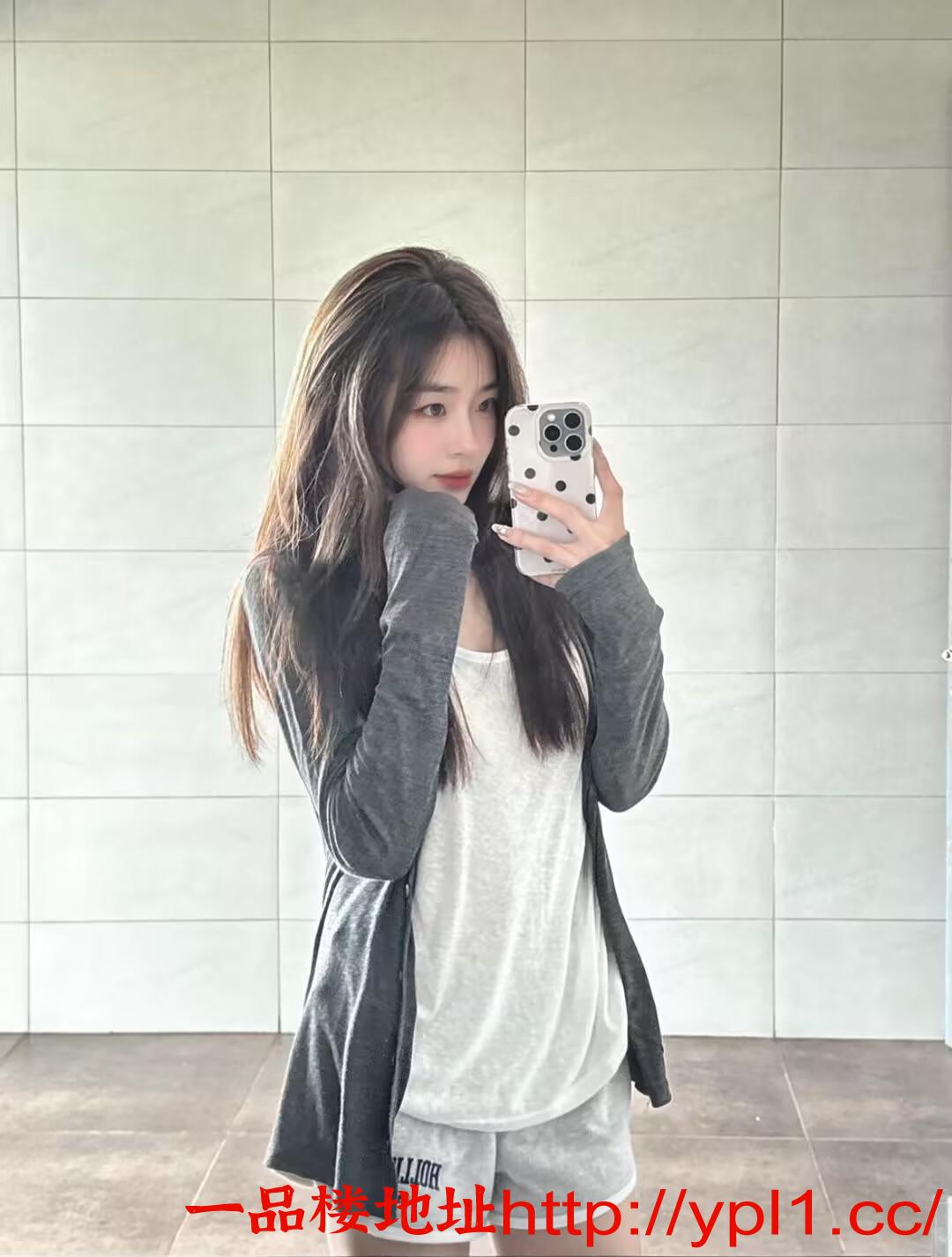 极品身材粉嫩鲍鱼汁水多美女