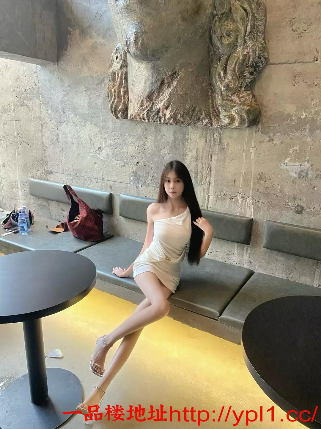 清纯外表下的烧杯小骚婊