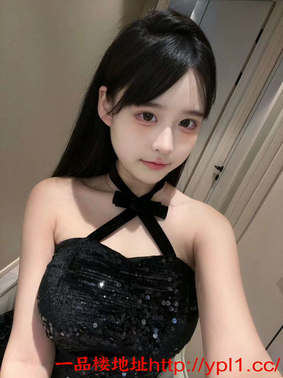 前凸后翘服务系嫩妹