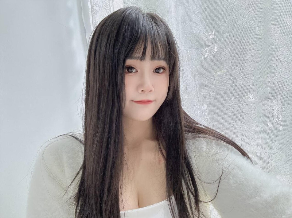大奶兼职嫩妹