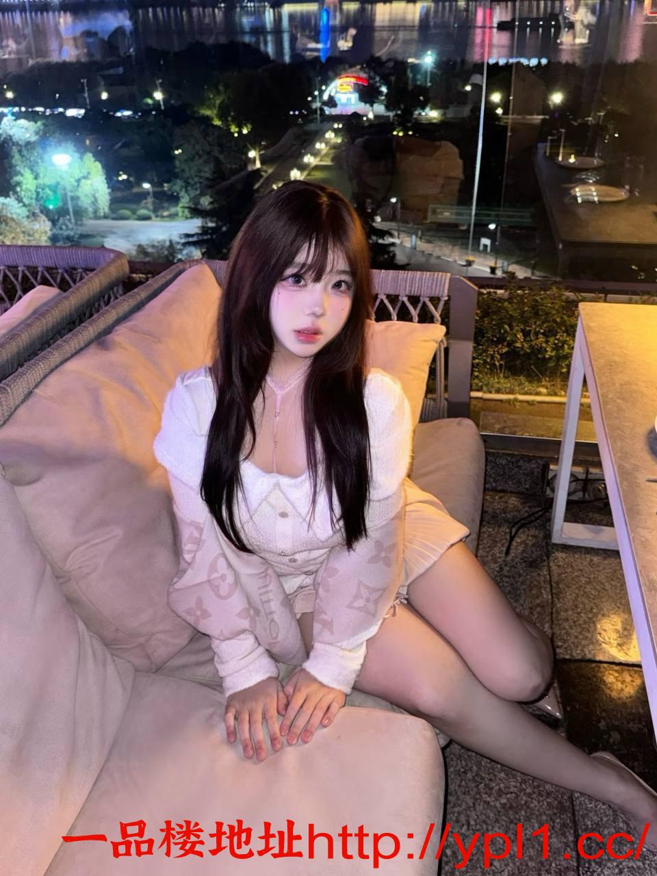 滨江微胖粉嫩大奶妹