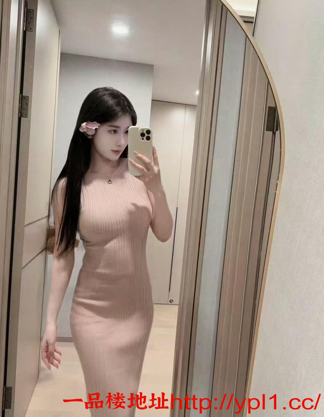 肤白光滑鲍鱼紧致淫水多多小姐姐