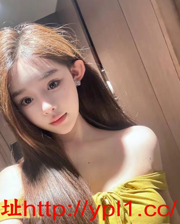 粉嫩御姐丰满小嘴口活相当灵活特淫荡