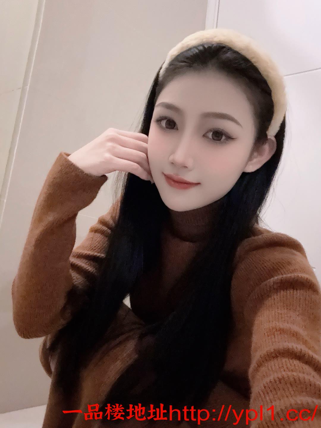 蜀山小骚货水多多