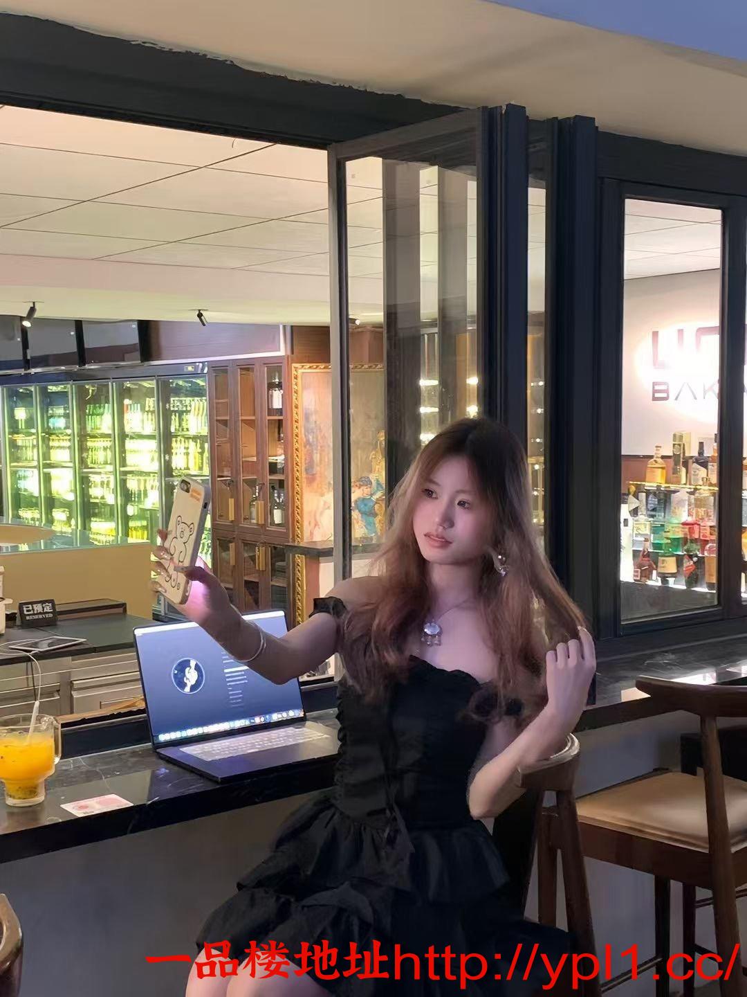 妥妥美人胚子一枚 鲜肉得劲