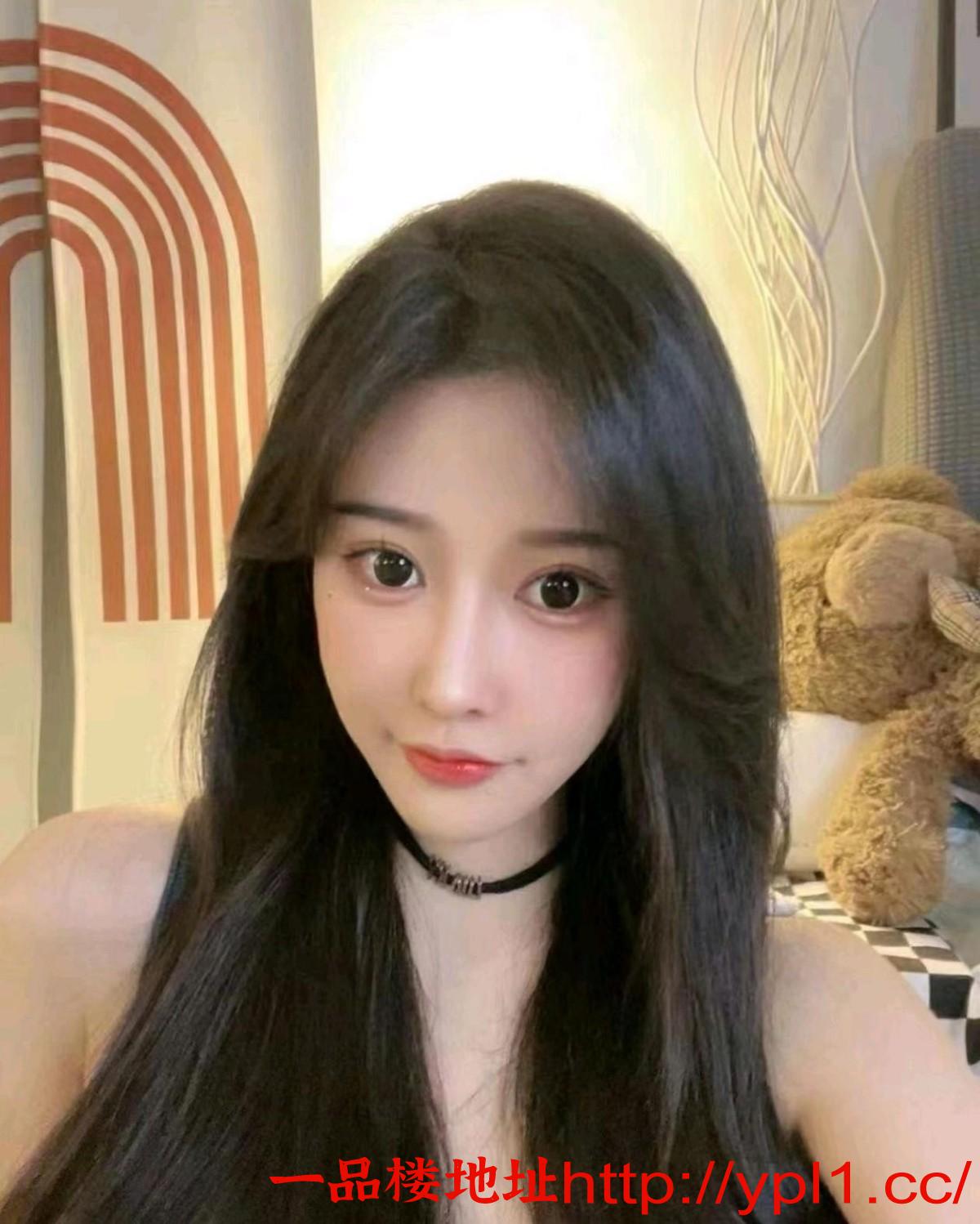 城关区黑丝制服诱惑 眼神很勾引人 插的很爽她高潮很快