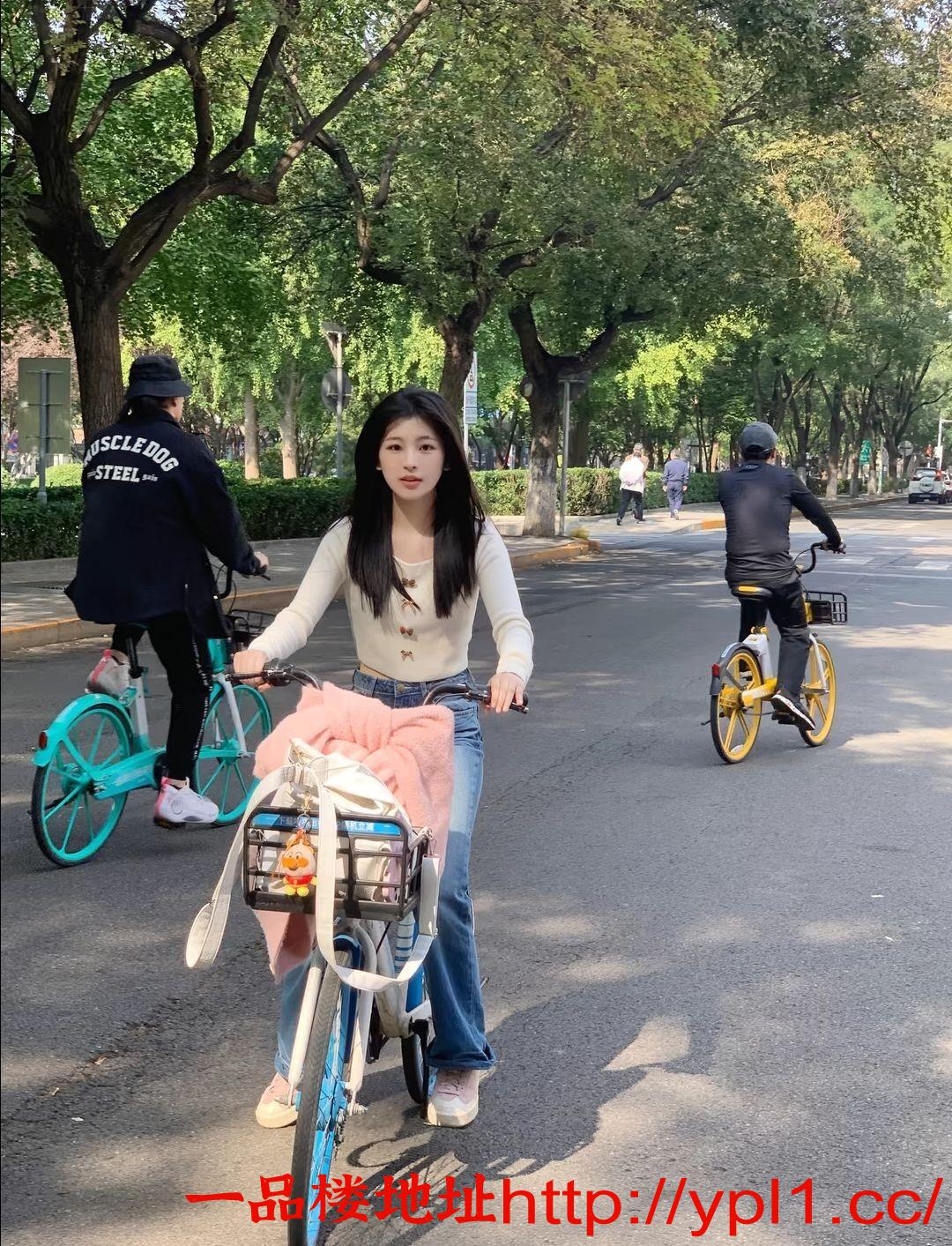 火辣萝莉 听话乖乖女