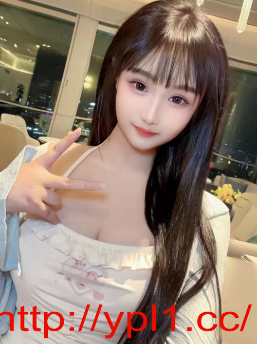 漂亮妹子D奶嫩鲍好吃不贵