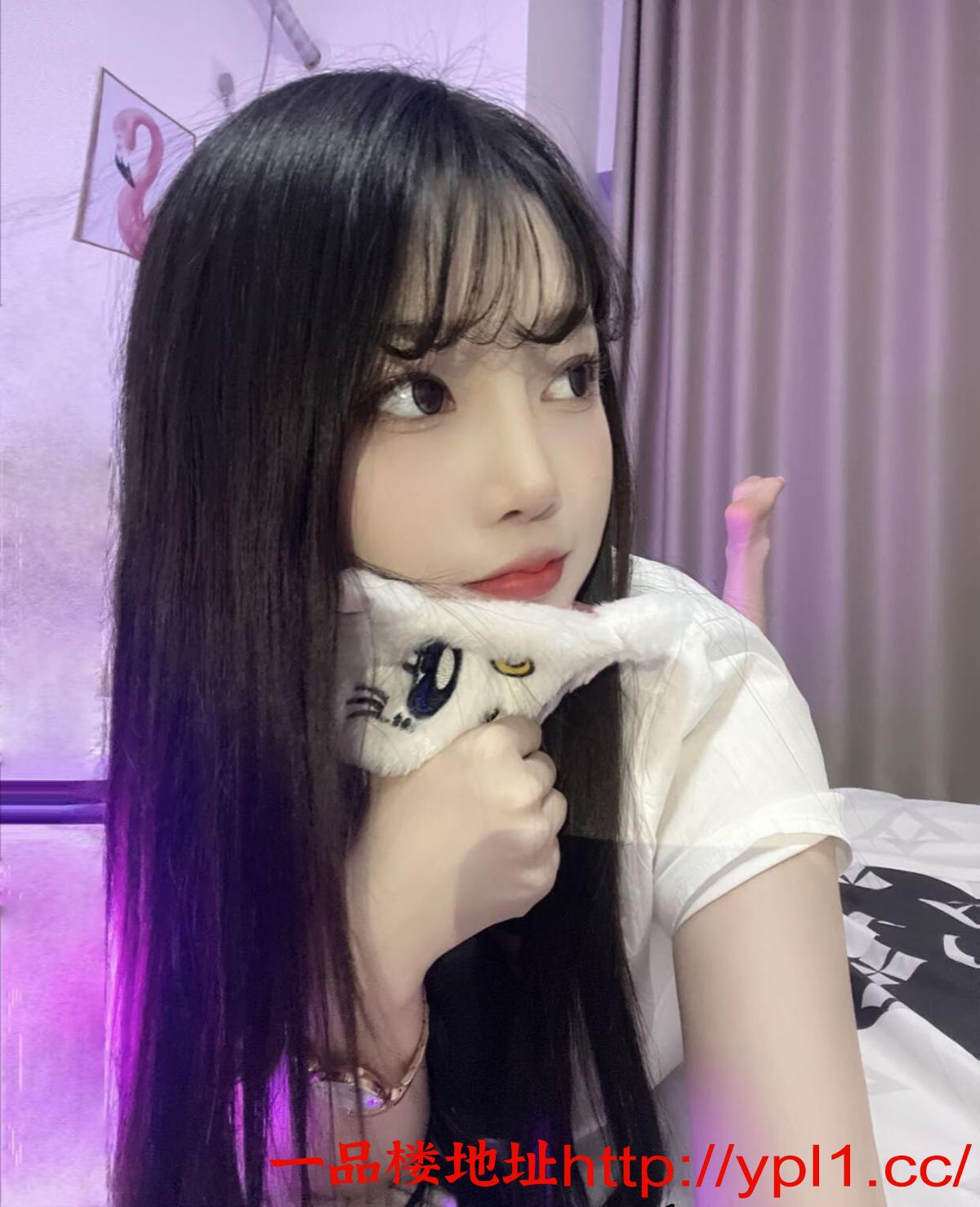 无套口爆大奶妹
