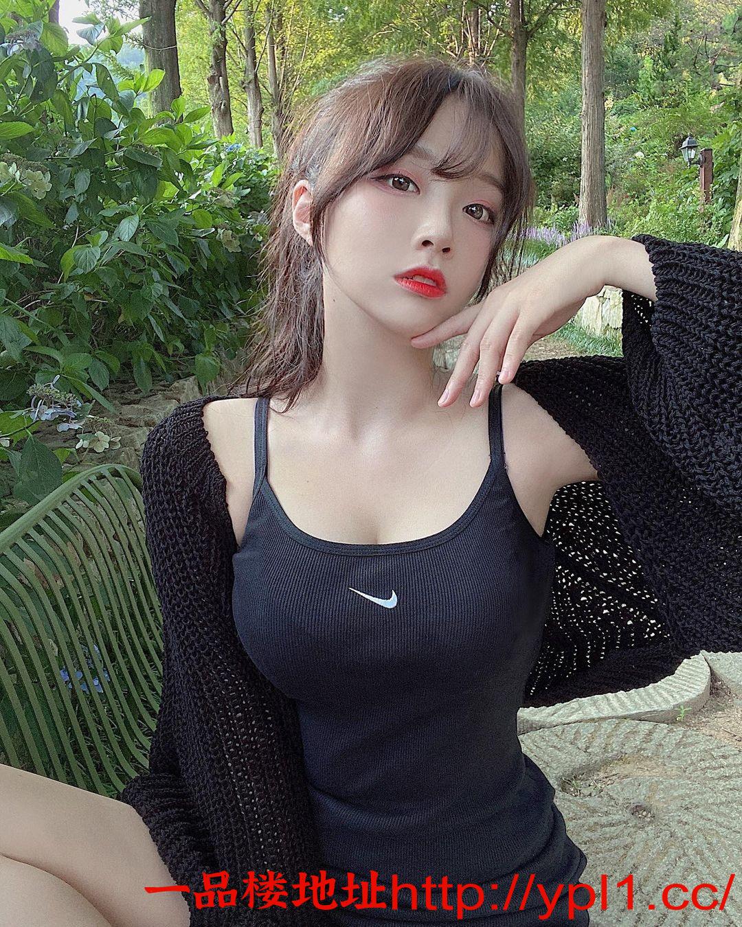 漂亮嫩妹外表甜美床上风骚