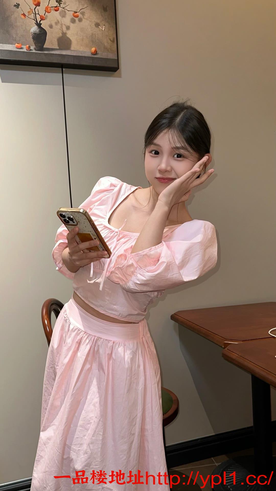 紧致皮肤白貌美天仙