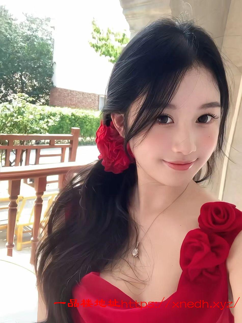 可纯可欲的服务系美女