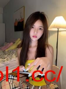 浑身骚劲眼神勾人的丝袜尤物