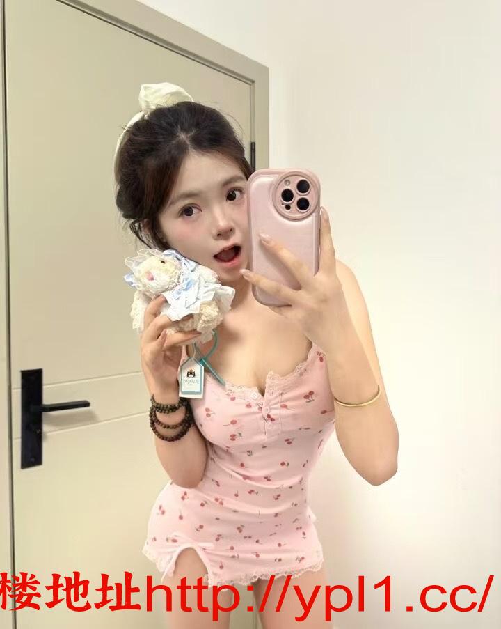 舌吻粉嫩小妹妹