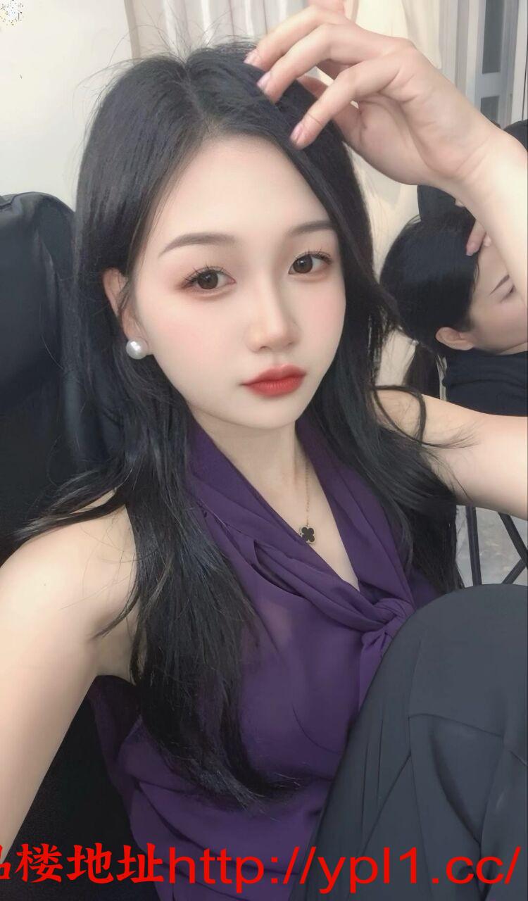 甜美性感颜值欣欣老师