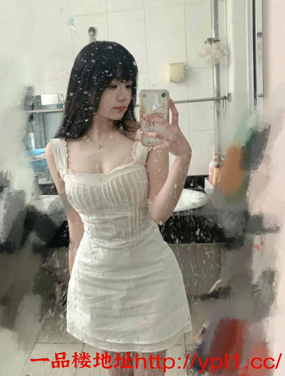 e乳大奶人妻