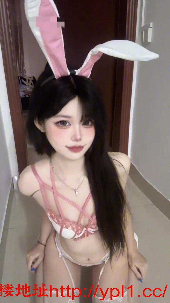 性感蕾丝大长腿学生妹辍学下海兼职