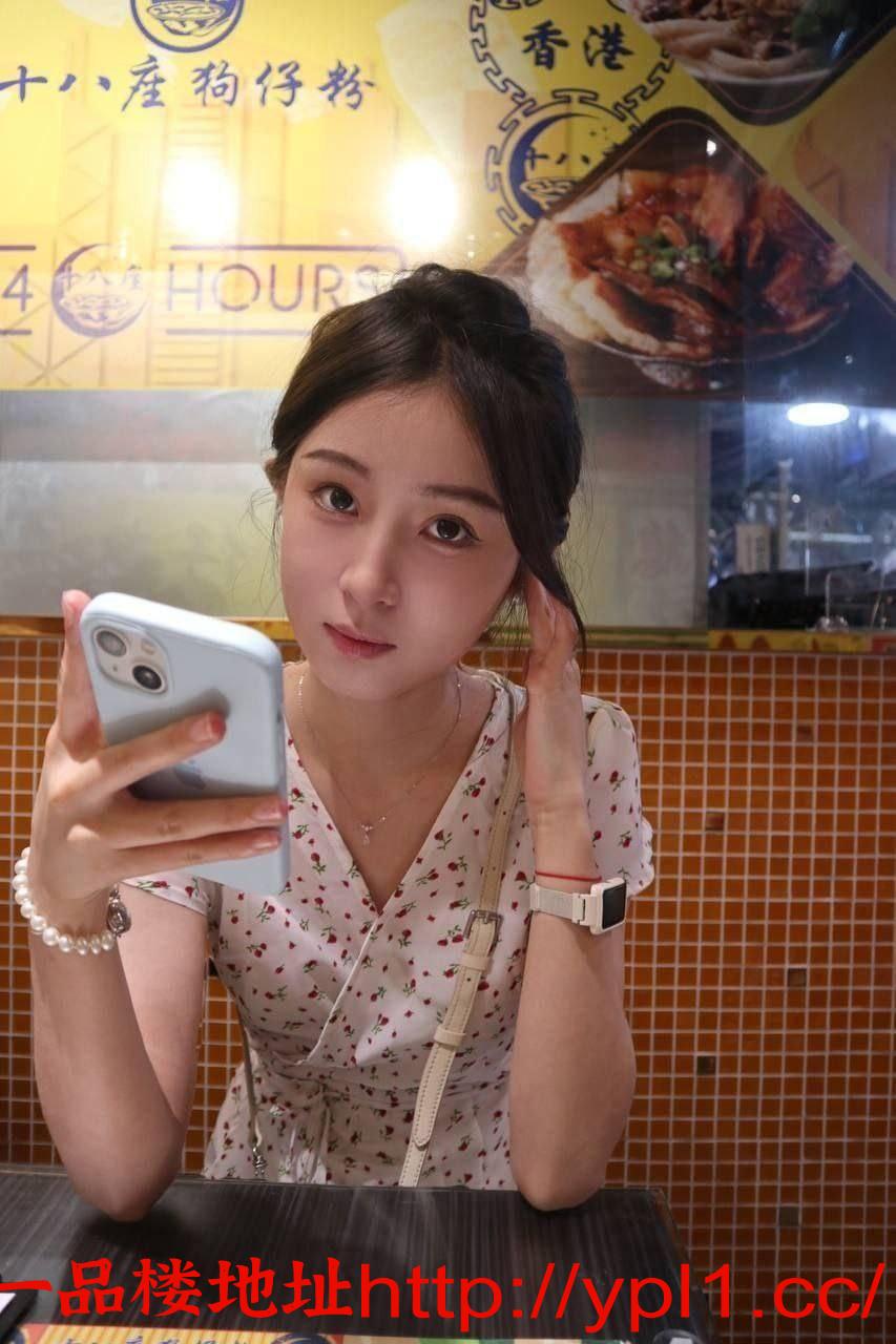 分享学妹 无毛白鲍 三点粉嫩 会夹会叫 （可外出）