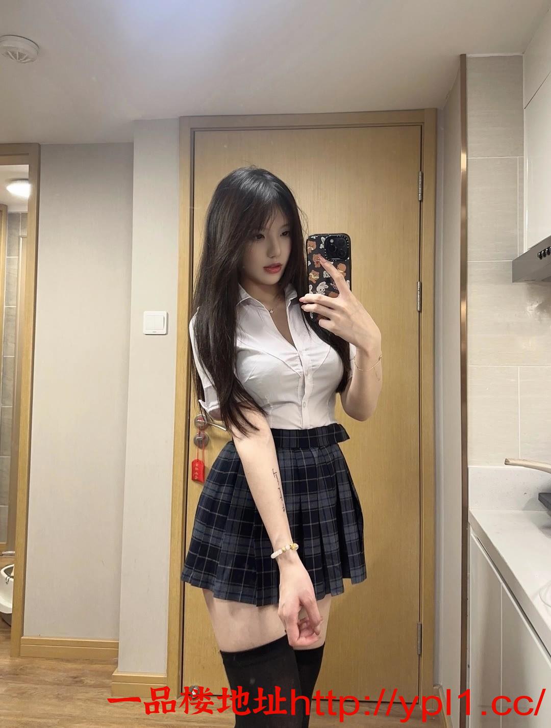 年轻小姐姐性感嫩滑