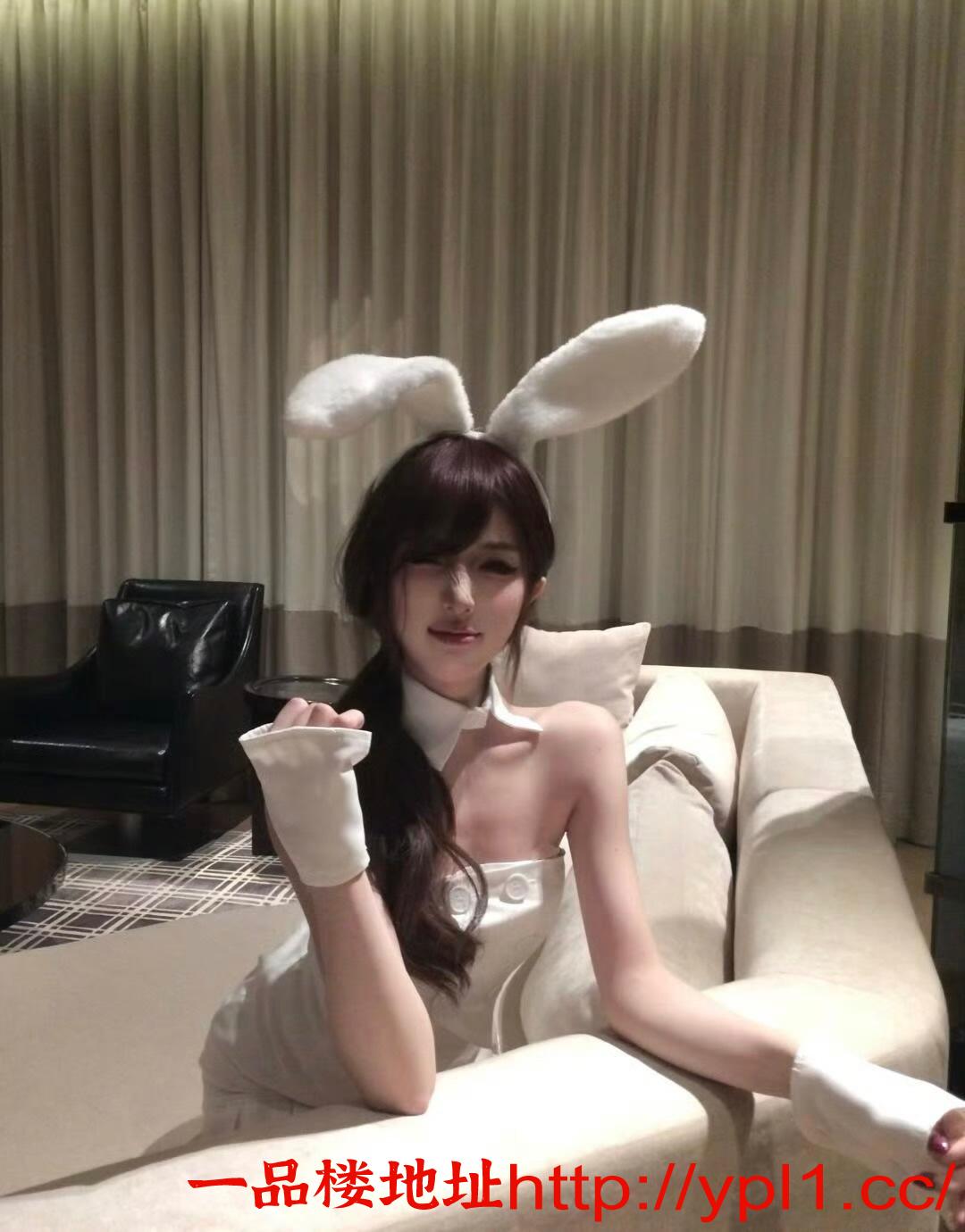 北京粉嫩苗条小白兔 下面超润滑