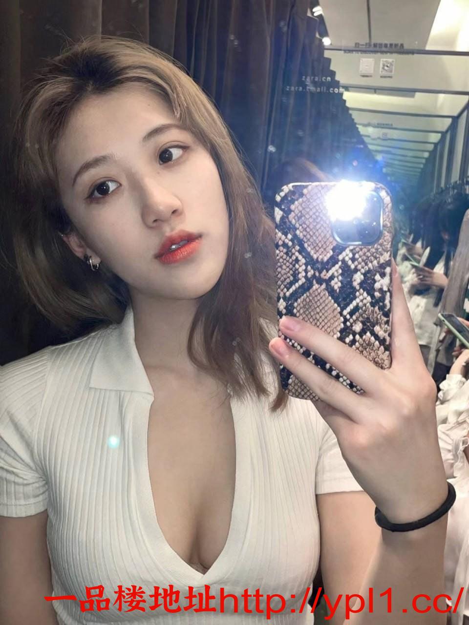 极品骚逼学生妹白虎