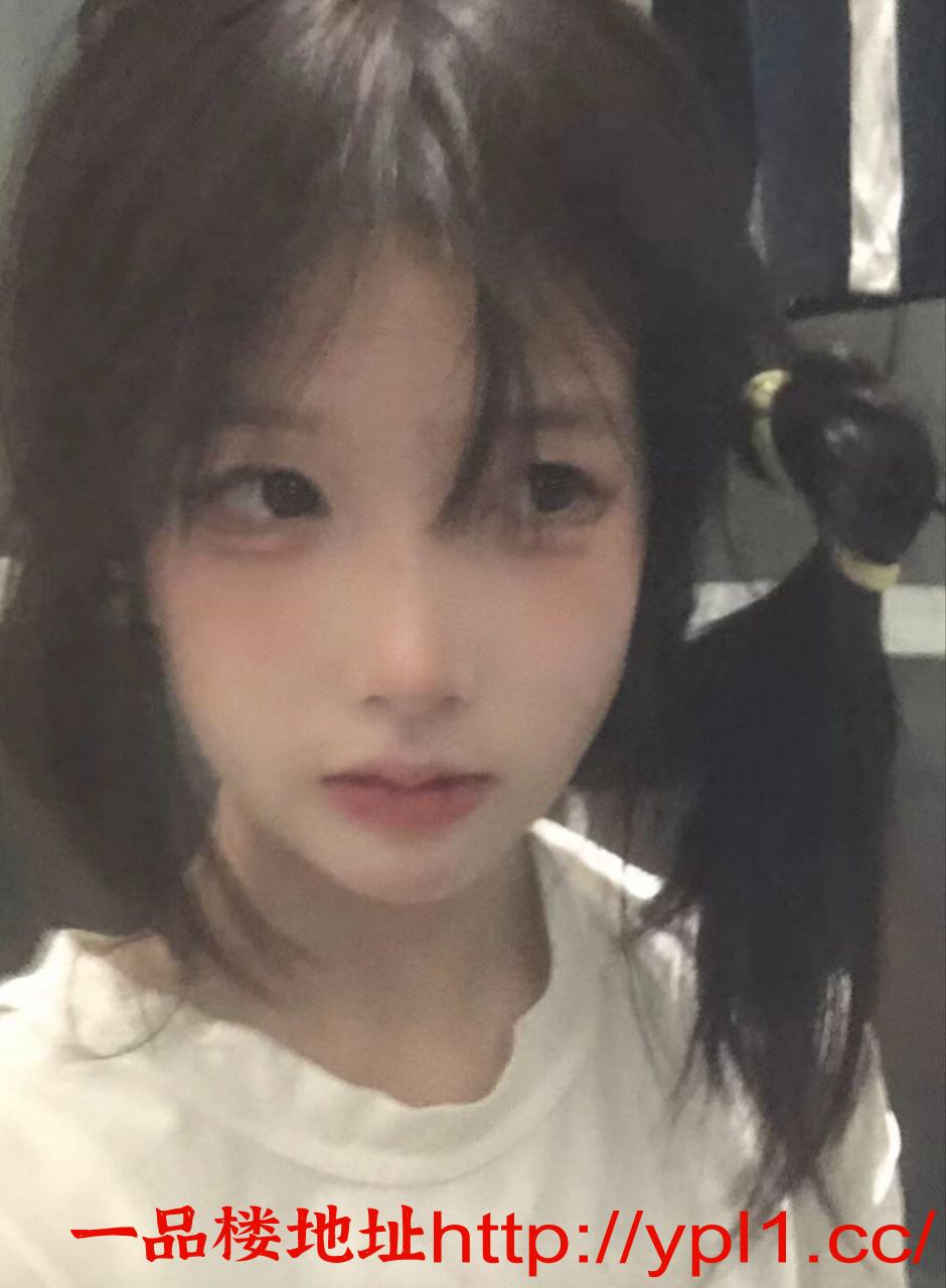 性瘾高中妹妹无套三通