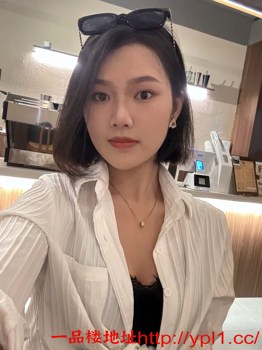 兼职妹子双乳傲人情欲天花板