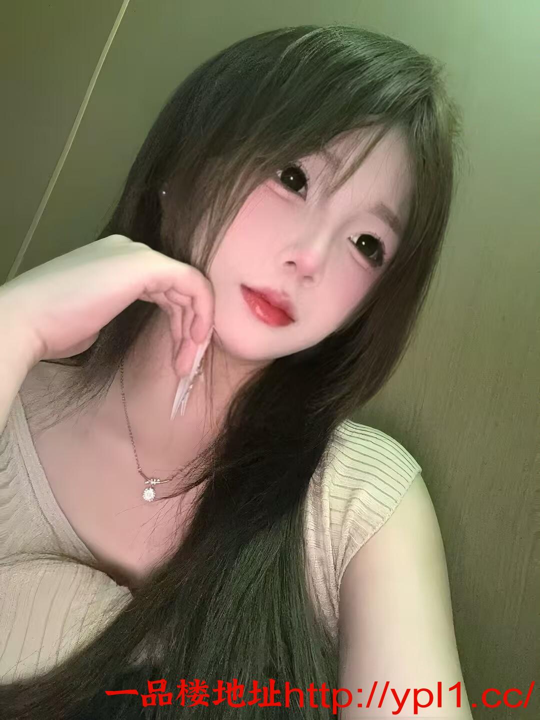 颜值美女奶推体验感非常爽