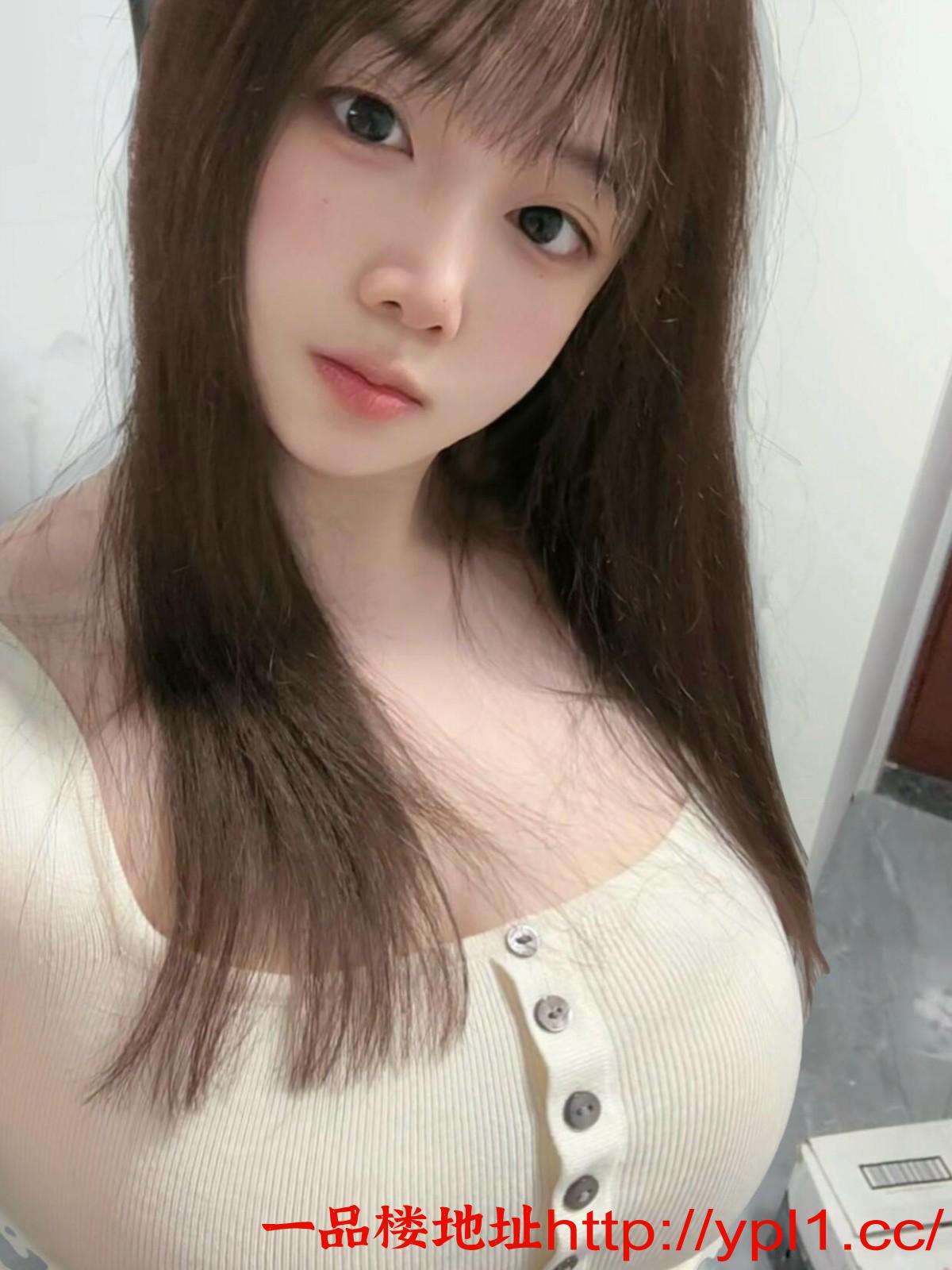 03年嫩逼小姐姐口活很棒69很会做