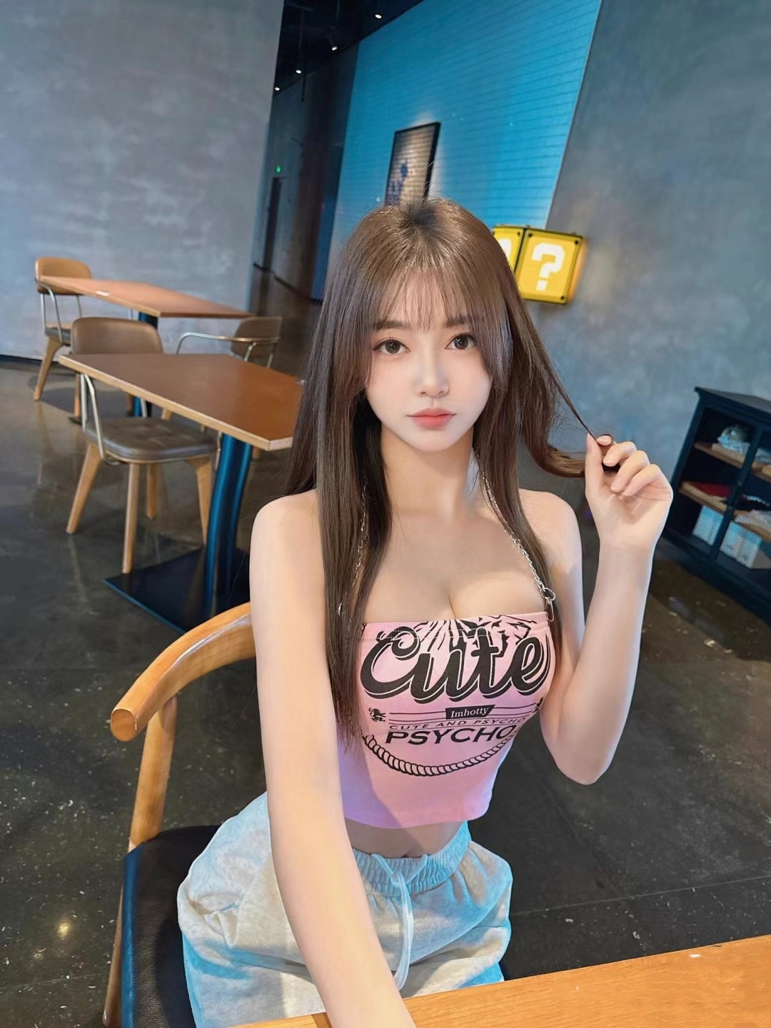 穴紧致大胸妹