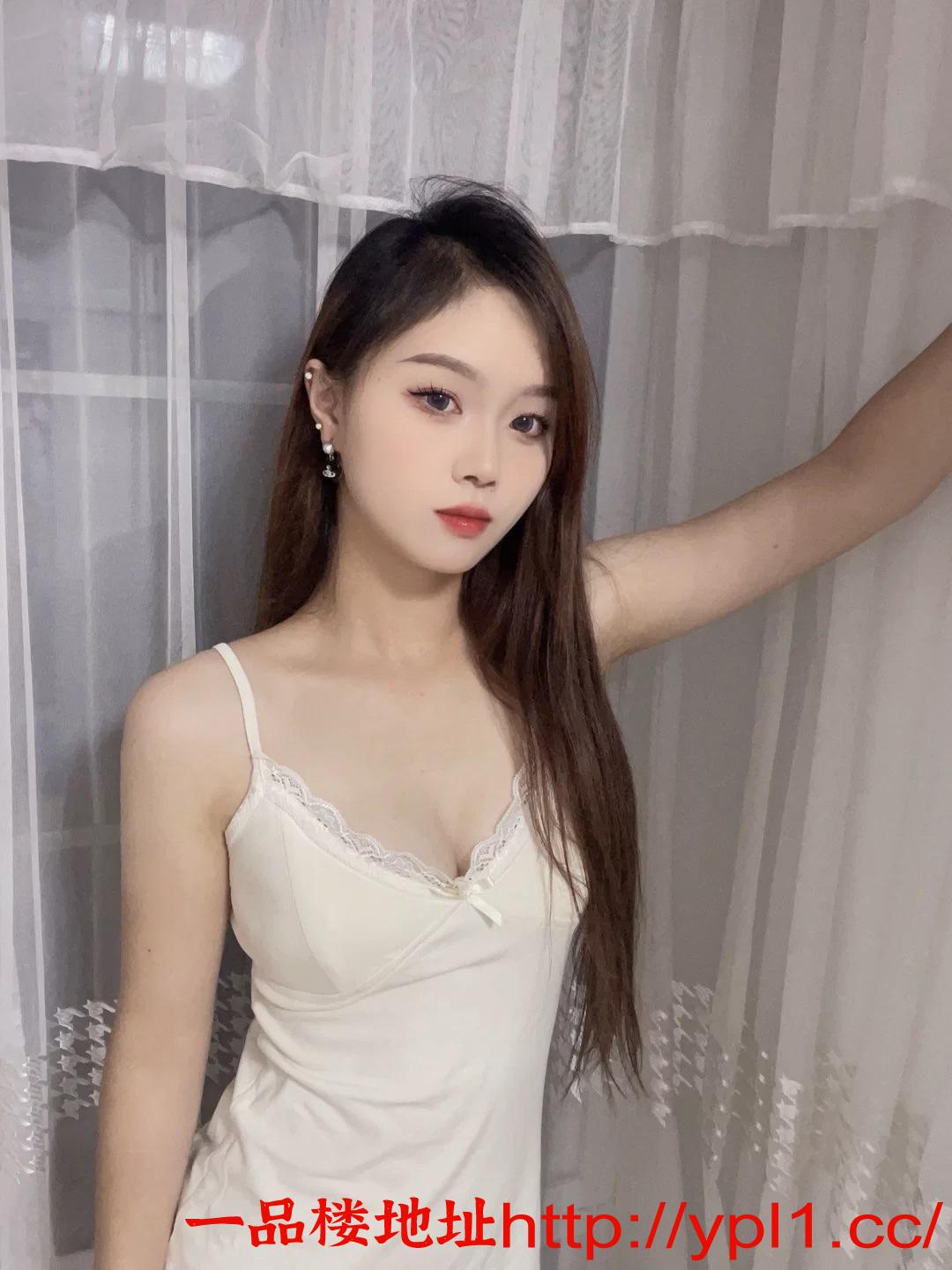 喷泉小骚货