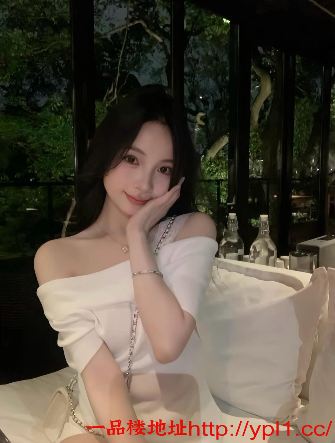 妖娆骚妹身材火辣服务好