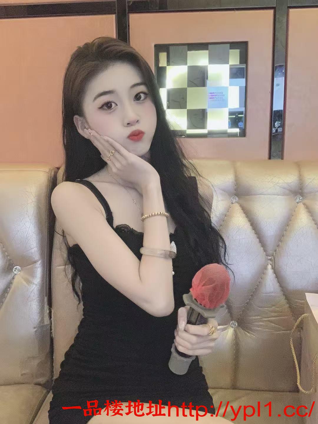 风骚白虎尤物妹妹穴太紧太粉嫩