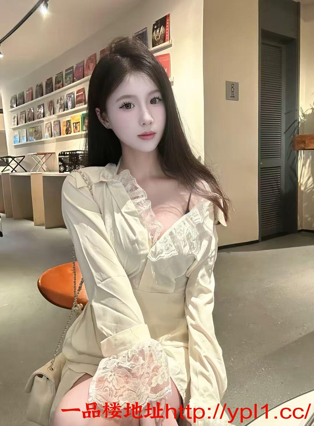 清纯骚妹敏感会喷水