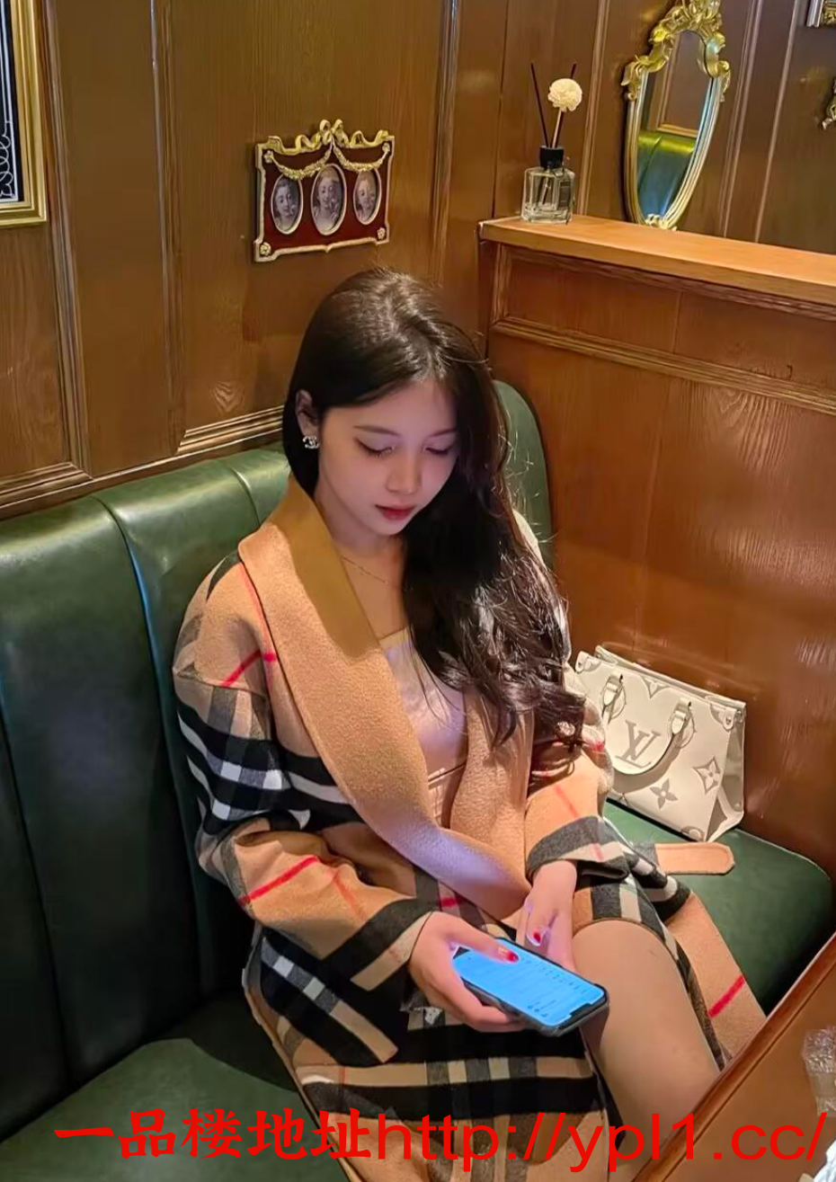 市兼职学姐性感长腿刚下海