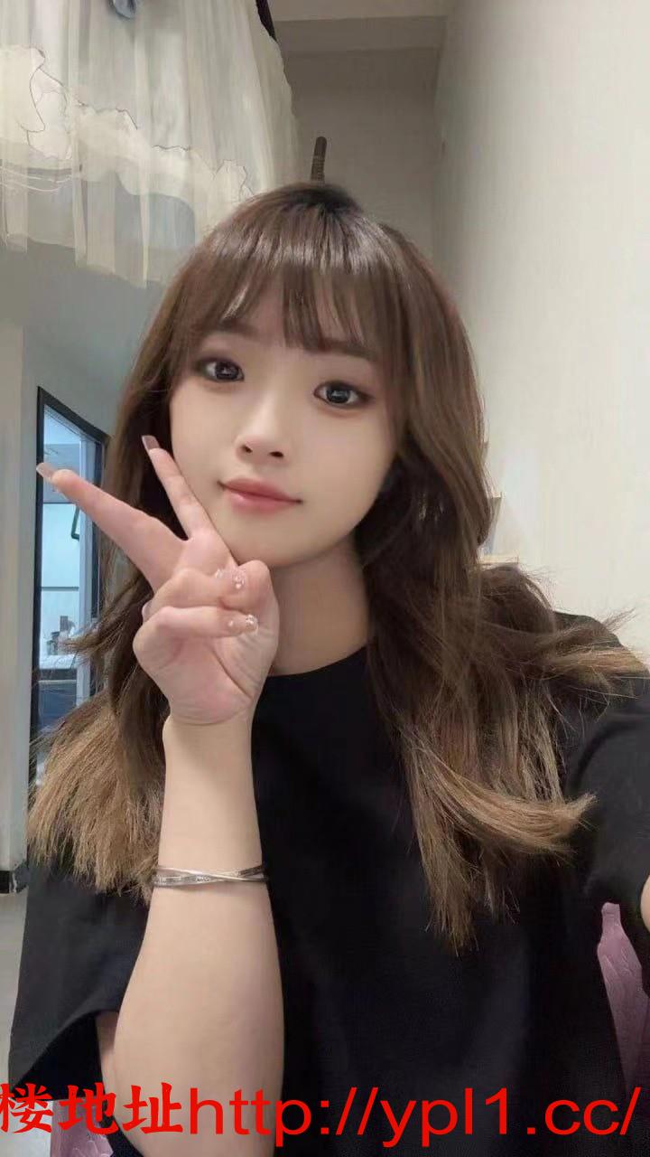 妹妹奶子超大身材又好