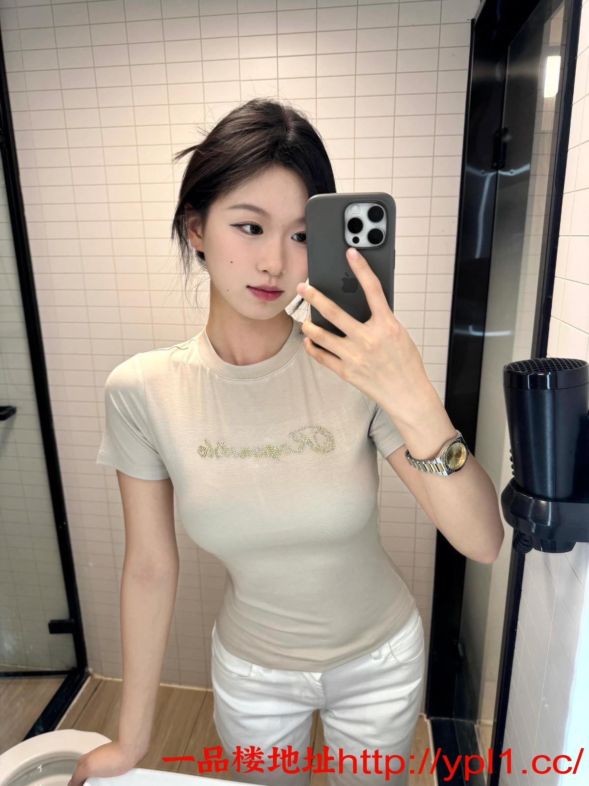 兼职有制服 带地方可上门