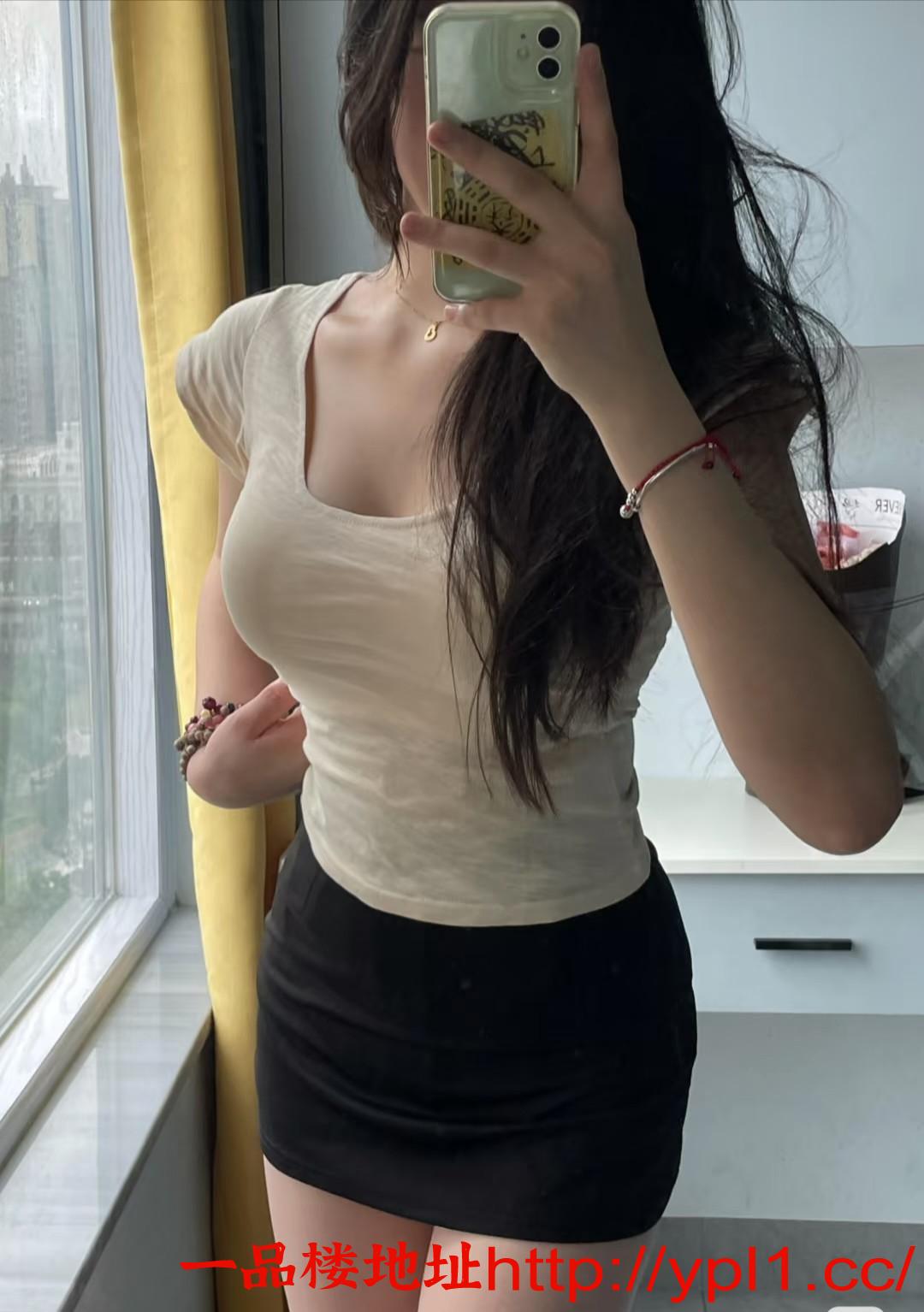 上海妹妹清纯奶大水多玩得开极品尤物