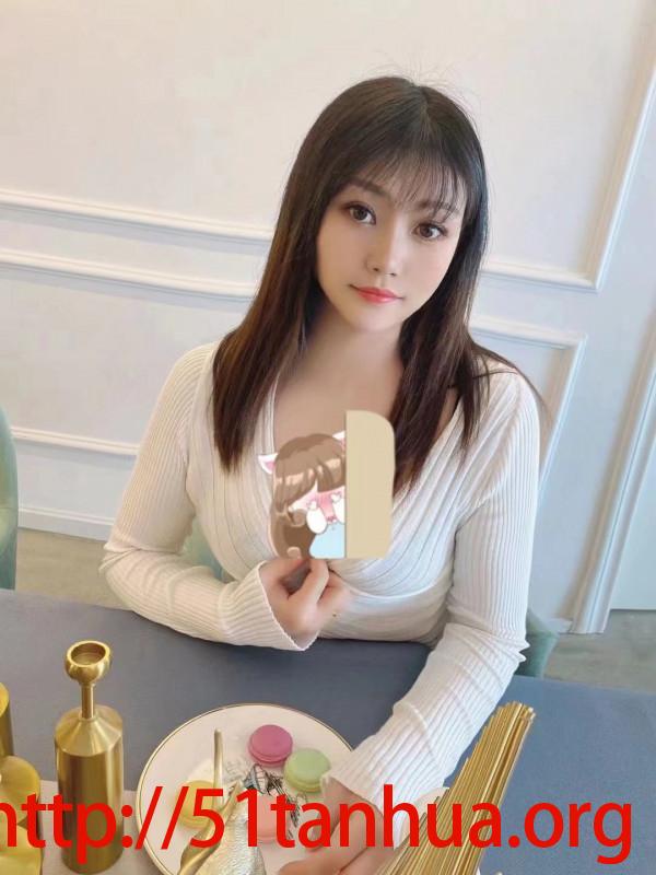 比较巴适的一个妹子