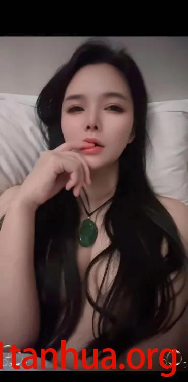 江宁身材超a小姐姐