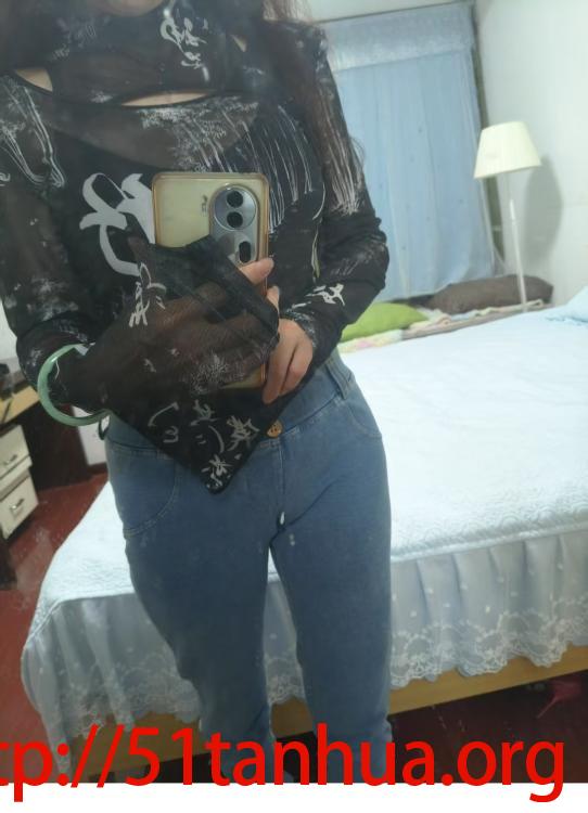  遵义丰满美胸雨姐姐